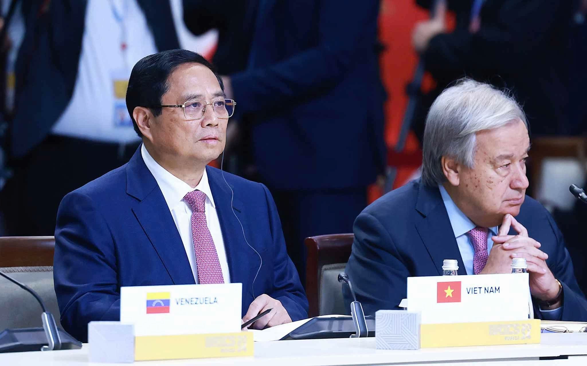 Thủ tướng đề xuất 5 kết nối chiến lược tại Hội nghị các nhà lãnh đạo BRICS mở rộng Thủ tướng đề xuất 5 kết nối chiến lược tại Hội nghị các nhà lãnh đạo BRICS mở rộng