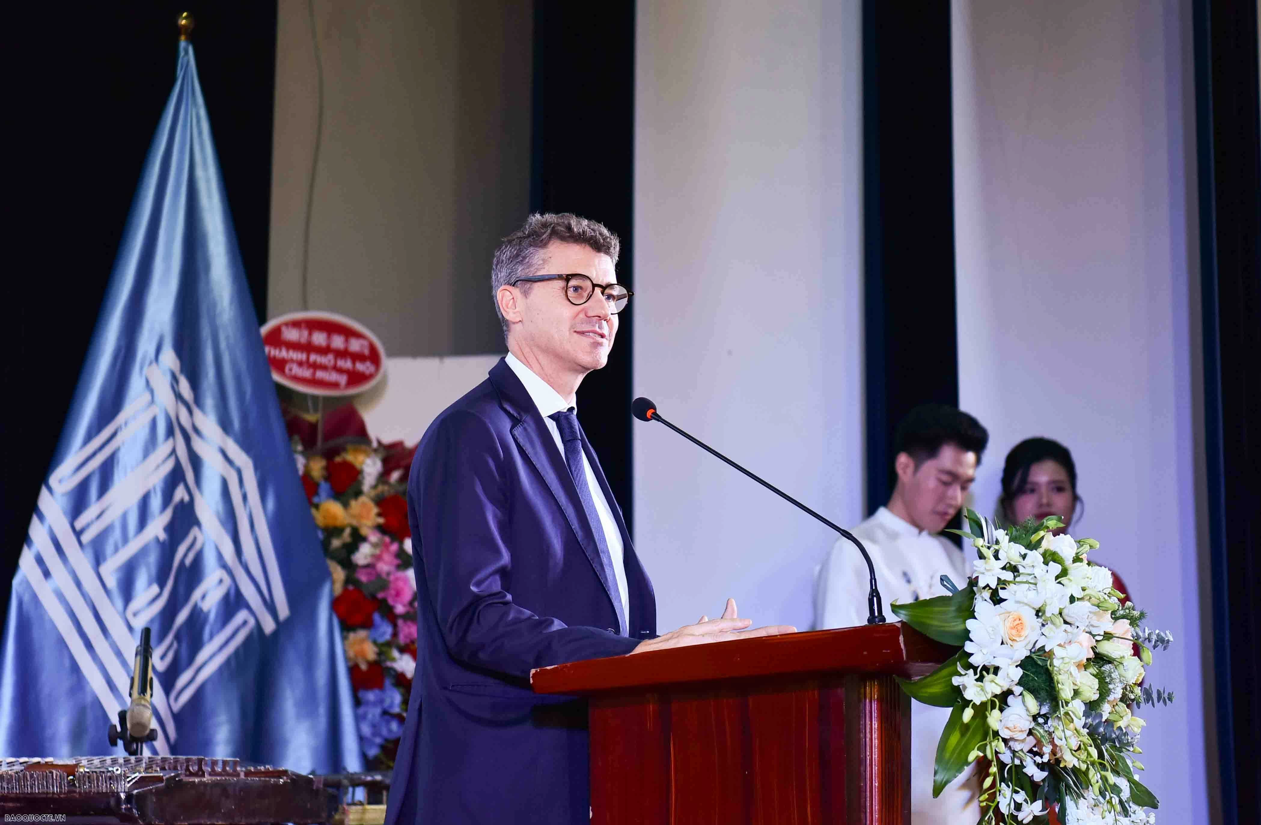 25 năm ngày UNESCO hiện diện tại Việt Nam Văn phòng UNESCO Hà Nội: 25 năm đồng hành vì phát triển bền vững tại Việt Nam