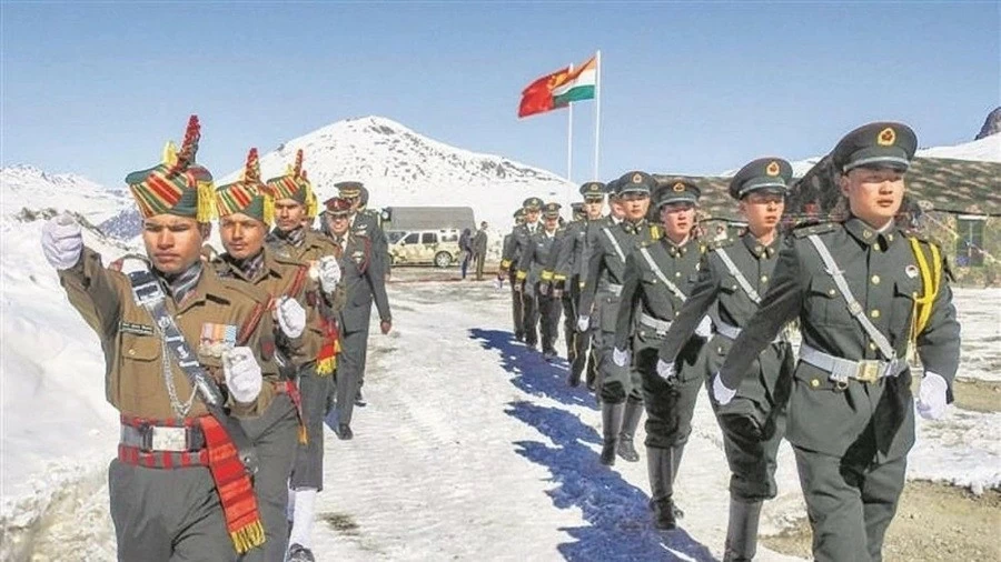 Trung, Ấn bắt đầu rút quân khỏi biên giới tranh chấp sau 4 năm căng thẳng Trung, Ấn bắt đầu rút quân khỏi biên giới tranh chấp sau 4 năm căng thẳng