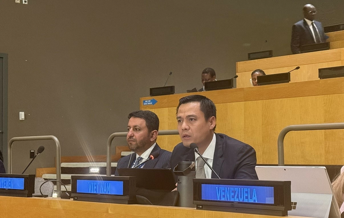 Việt Nam tham dự Lễ kỷ niệm 60 năm thành lập Nhóm G77 và Trung Quốc Việt Nam tham dự Lễ kỷ niệm 60 năm thành lập Nhóm G77 và Trung Quốc