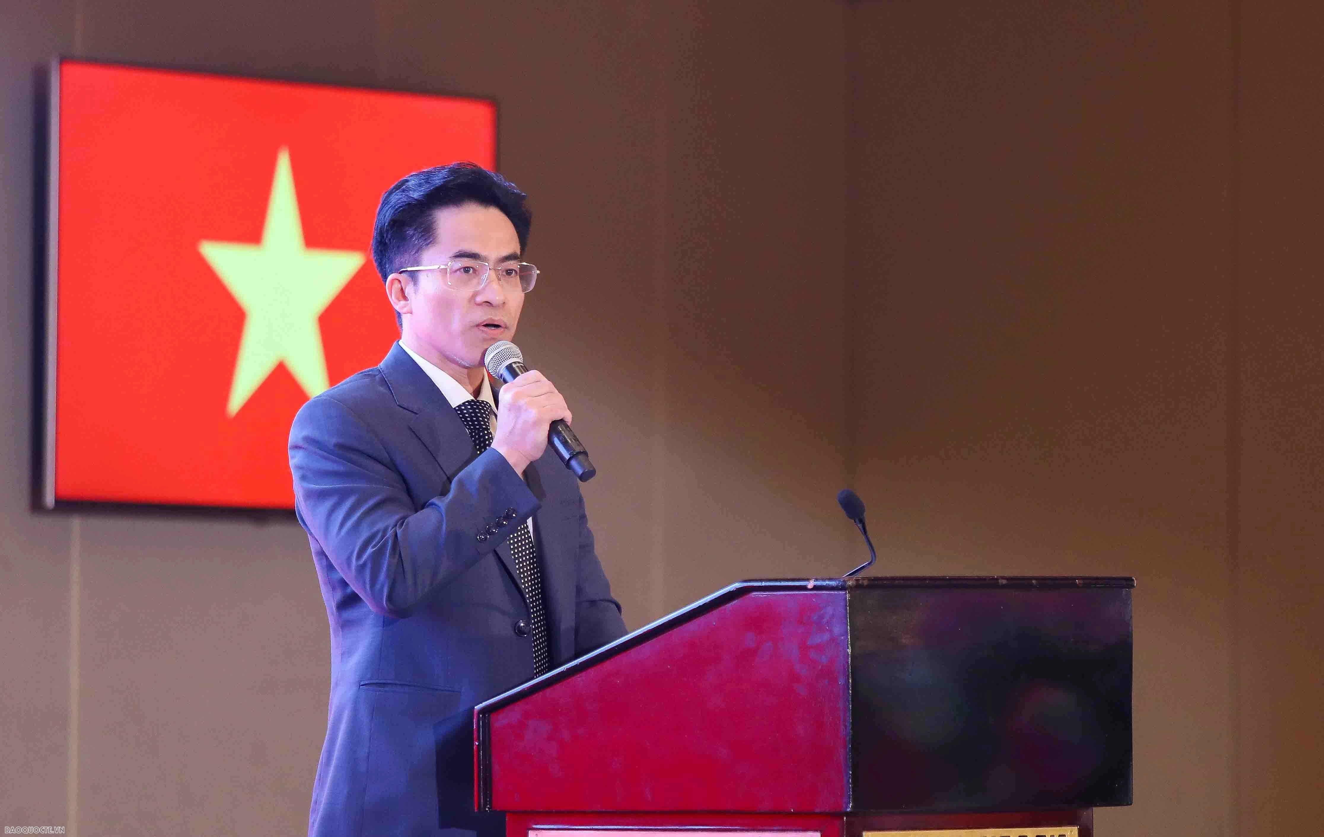 Thủ tướng Phạm Minh Chính và Phu nhân gặp gỡ cộng đồng người VIệt Nam ở UAE Thủ tướng Phạm Minh Chính và Phu nhân gặp gỡ cộng đồng người VIệt Nam ở UAE