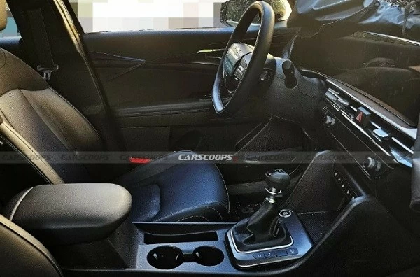 Lộ diện hình ảnh đầu tiên của Kia Sportage 2025
