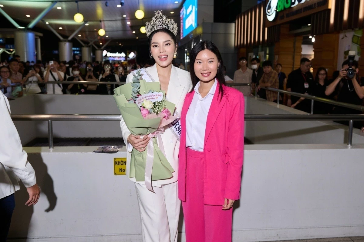 Hoa hậu Kỳ Duyên lên đường dự thi Miss Universe 2024 Hoa hậu Kỳ Duyên lên đường dự thi Miss Universe 2024