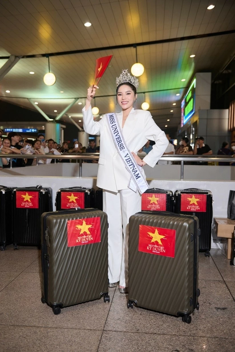 Hoa hậu Kỳ Duyên lên đường dự thi Miss Universe 2024 Hoa hậu Kỳ Duyên lên đường dự thi Miss Universe 2024