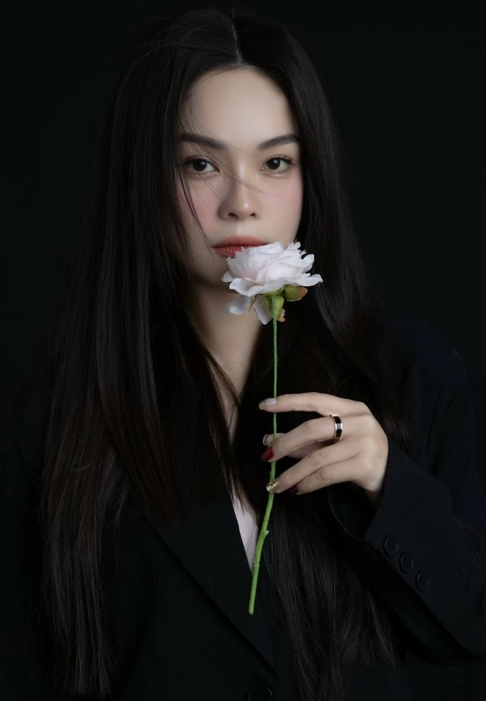 Diễn viên Dương Cẩm Lynh khoe nhan sắc mặn mà Diễn viên Dương Cẩm Lynh khoe nhan sắc mặn mà