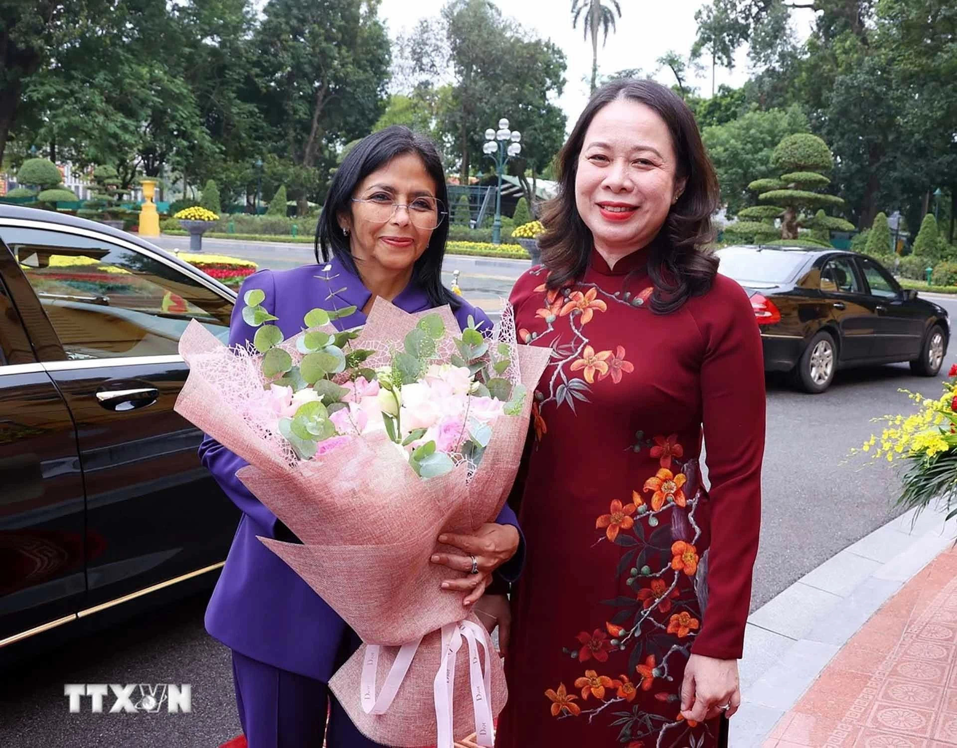 Việt Nam-Venezuela: Làm sâu sắc hơn nữa quan hệ hợp tác nhiều mặt giữa hai nước trong thời gian tới Việt Nam-Venezuela: Làm sâu sắc hơn nữa quan hệ hợp tác nhiều mặt giữa hai nước trong thời gian tới