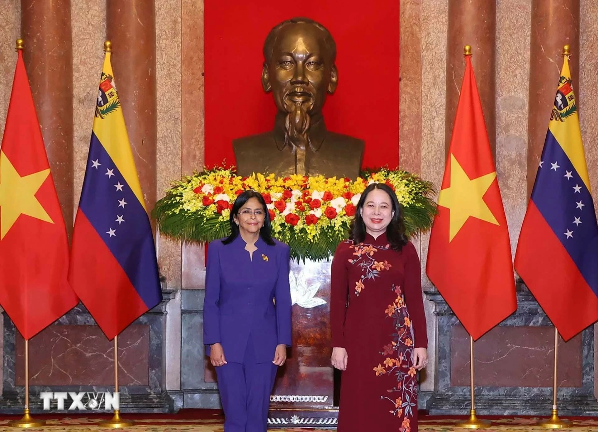 Việt Nam-Venezuela: Làm sâu sắc hơn nữa quan hệ hợp tác nhiều mặt giữa hai nước trong thời gian tới Việt Nam-Venezuela: Làm sâu sắc hơn nữa quan hệ hợp tác nhiều mặt giữa hai nước trong thời gian tới