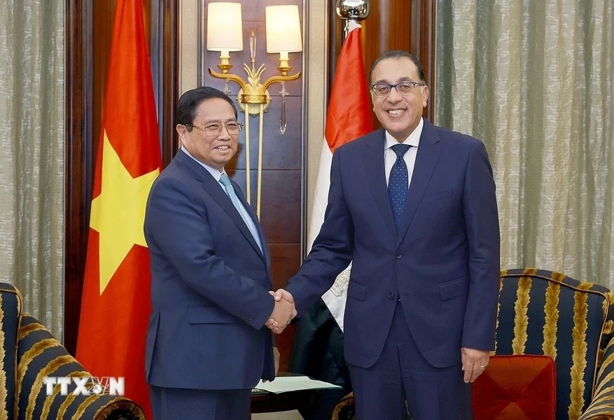 Thủ tướng Phạm Minh Chính tiếp Hoàng Thái tử Jordan Al Hussein bin Abdullah II Thủ tướng Phạm Minh Chính tiếp Hoàng Thái tử Jordan Al Hussein bin Abdullah II