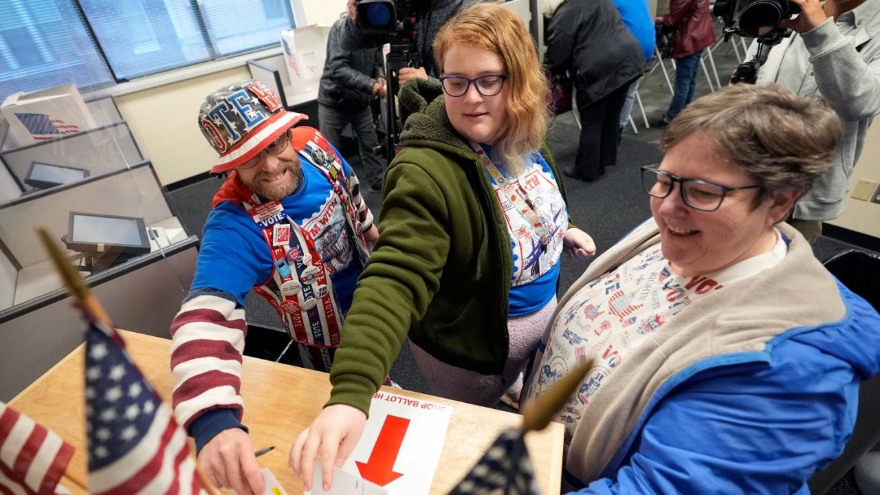 Ảnh hưởng của người nổi tiếng: Đòn bẩy mới trong bầu cử Tổng thống Mỹ Ảnh hưởng của người nổi tiếng: Đòn bẩy mới trong bầu cử Tổng thống Mỹ