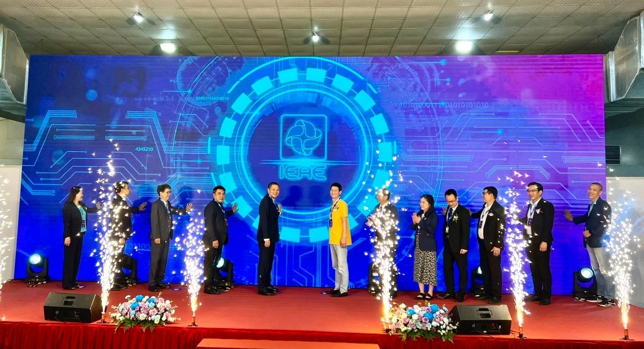 Khai mạc Triển lãm quốc tế Điện tử và Thiết bị thông minh Việt Nam Khai mạc Triển lãm quốc tế Điện tử và Thiết bị thông minh Việt Nam