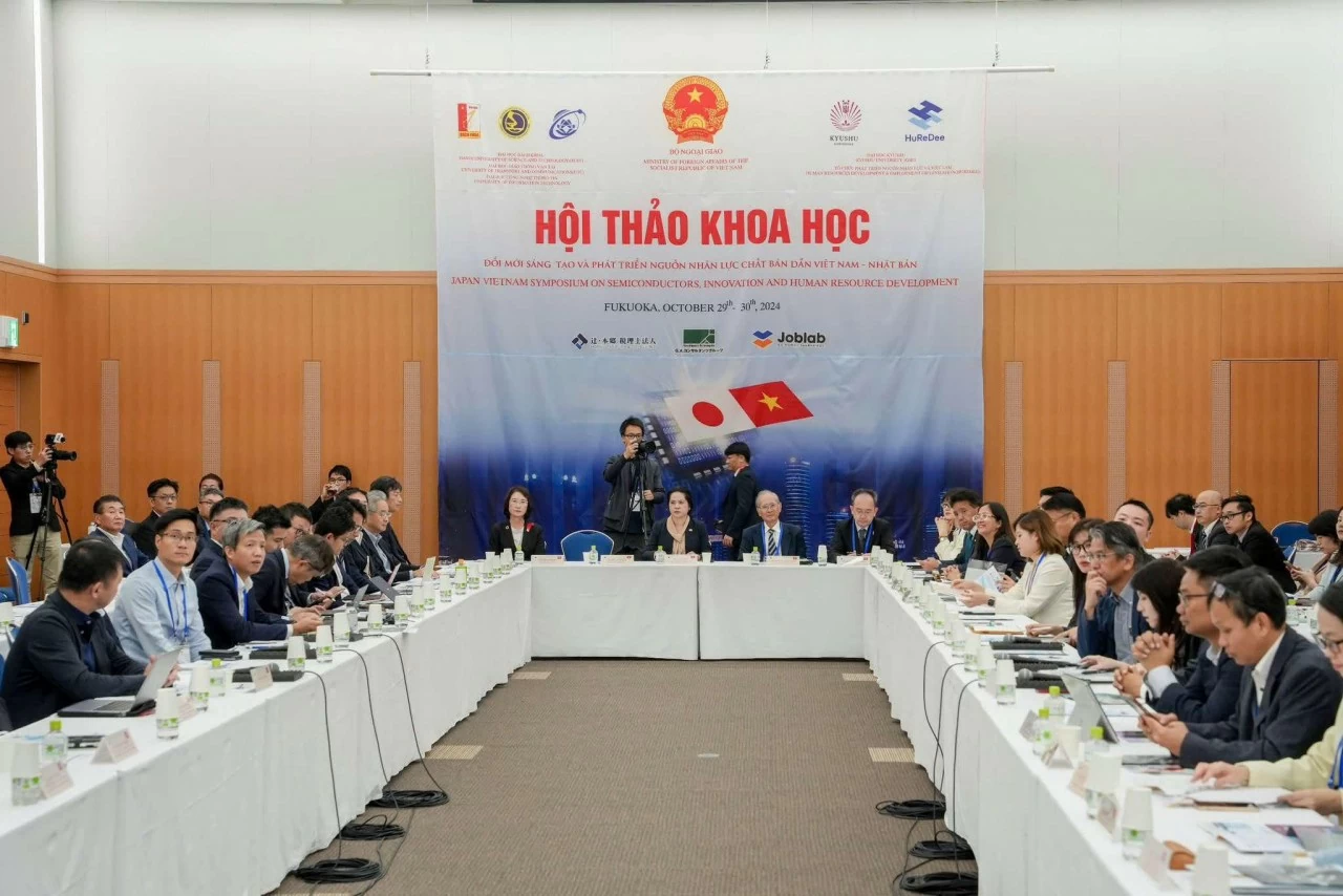 Đổi mới sáng tạo và phát triển nguồn nhân lực chất bán dẫn Việt Nam-Nhật Bản Đổi mới sáng tạo và phát triển nguồn nhân lực chất bán dẫn Việt Nam-Nhật Bản