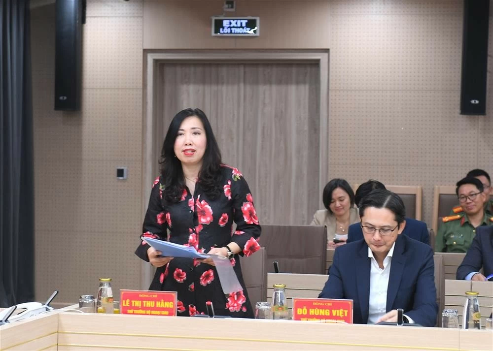 Thứ trưởng Lê Thị Thu Hằng phát biểu tại buổi gặp mặt. Thứ trưởng Lê Thị Thu Hằng phát biểu tại buổi gặp mặt.