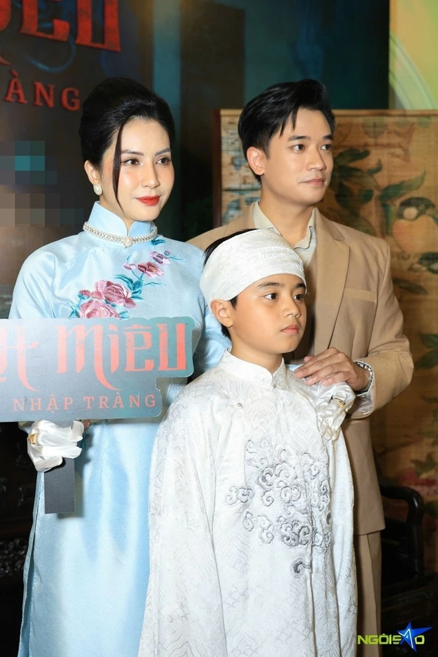 Hoa hậu Thùy Tiên họp ra mắt phim điện ảnh Hoa hậu Thùy Tiên họp ra mắt phim điện ảnh