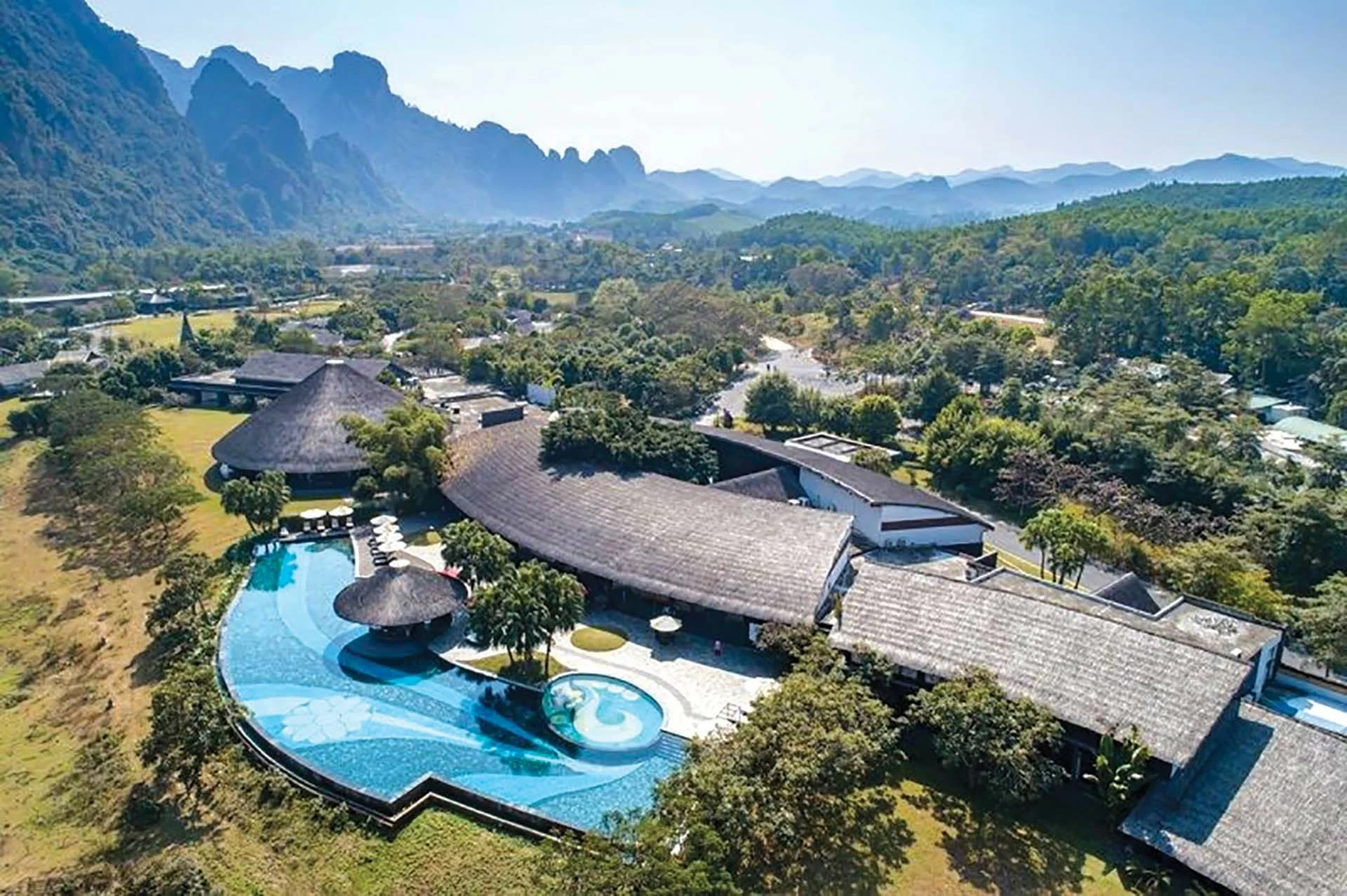 Suối khoáng Kim Bôi, viên ngọc quý giữa núi rừng phía Bắc. (Nguồn: Mia.vn) Suối khoáng Kim Bôi, viên ngọc quý giữa núi rừng phía Bắc. (Nguồn: Mia.vn)