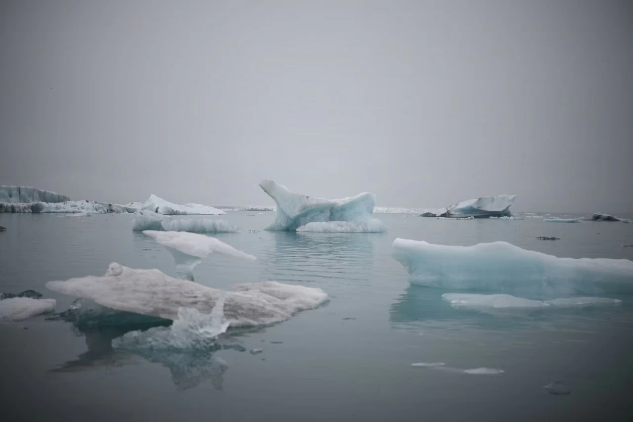 Du lịch Iceland: Trầm trồ trước khung cảnh siêu thực như hành tinh lạ ở vùng đất lửa và băng Du lịch Iceland: Trầm trồ trước khung cảnh siêu thực như hành tinh lạ ở vùng đất lửa và băng