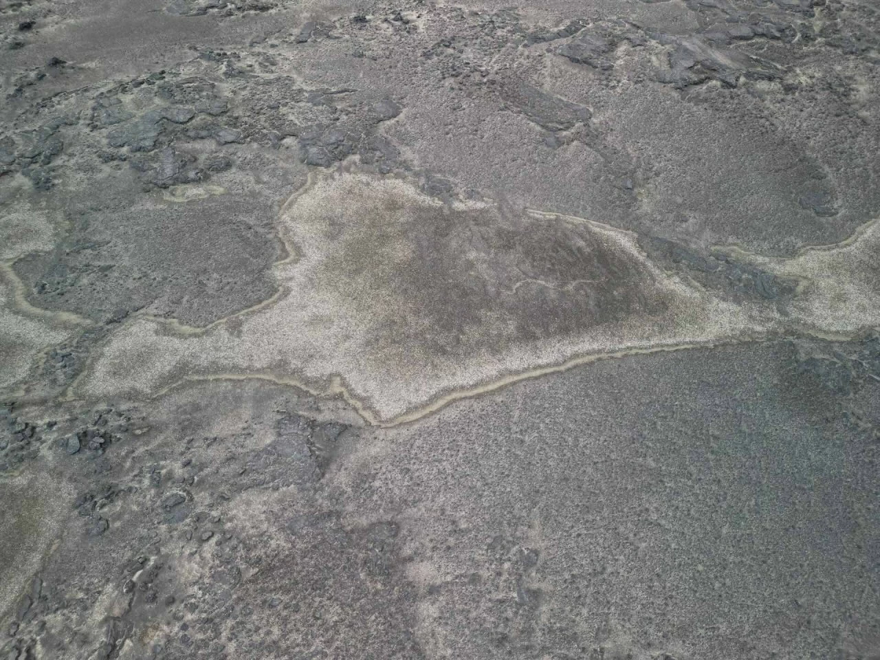 Du lịch Iceland: Trầm trồ trước khung cảnh siêu thực như hành tinh lạ ở vùng đất lửa và băng Du lịch Iceland: Trầm trồ trước khung cảnh siêu thực như hành tinh lạ ở vùng đất lửa và băng