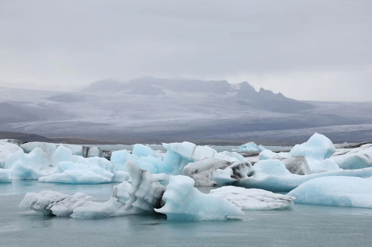 Du lịch Iceland: Trầm trồ trước khung cảnh siêu thực như hành tinh lạ ở vùng đất lửa và băng Du lịch Iceland: Trầm trồ trước khung cảnh siêu thực như hành tinh lạ ở vùng đất lửa và băng