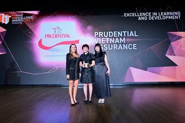 Prudential Việt Nam được vinh danh tại Giải thưởng HR Excellence Award 2024 tại Singapore Prudential Việt Nam được vinh danh tại Giải thưởng HR Excellence Award 2024 tại Singapore
