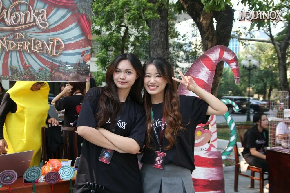 Sắc màu độc đáo lễ hội Halloween tại Học viện Báo chí và Tuyên truyền Sắc màu độc đáo lễ hội Halloween tại Học viện Báo chí và Tuyên truyền