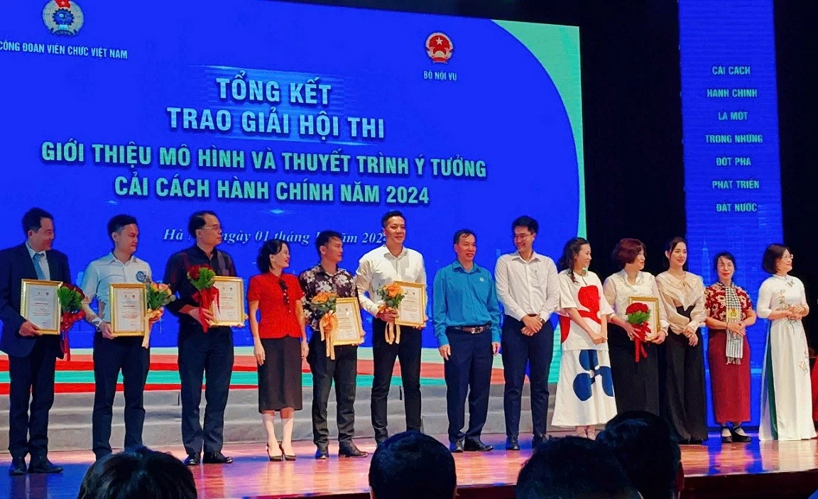 Công đoàn Bộ Ngoại giao tham dự Hội thi Giới thiệu mô hình và thuyết minh ý tưởng cải cách hành chính năm 2024 Công đoàn Bộ Ngoại giao tham dự Hội thi Giới thiệu mô hình và thuyết minh ý tưởng cải cách hành chính năm 2024