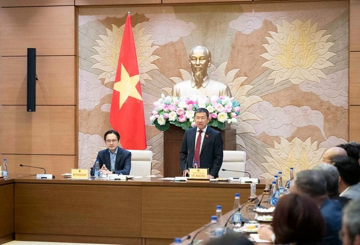 Chủ nhiệm Ủy ban Đối ngoại Vũ Hải Hà phát biểu tại cuộc làm việc Trưởng cơ quan đại diện Việt Nam ở nước ngoài nhiệm kỳ 2024-2027 làm việc với Ủy ban Đối ngoại Quốc hội. (Nguồn: daibieunhandan.vn) Chủ nhiệm Ủy ban Đối ngoại Vũ Hải Hà phát biểu tại cuộc làm việc Trưởng cơ quan đại diện Việt Nam ở nước ngoài nhiệm kỳ 2024-2027 làm việc với Ủy ban Đối ngoại Quốc hội. (Nguồn: daibieunhandan.vn)