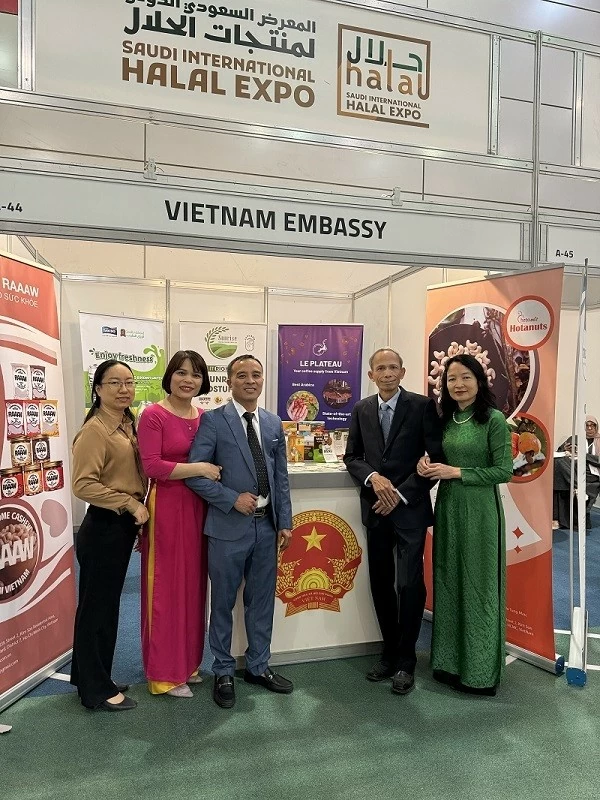 Giám đốc Trung tâm chứng nhận Halal châu Âu: Việt Nam sẵn sàng đột phá trên bản đồ Halal quốc tế Giám đốc Trung tâm chứng nhận Halal châu Âu: Việt Nam sẵn sàng đột phá trên bản đồ Halal quốc tế