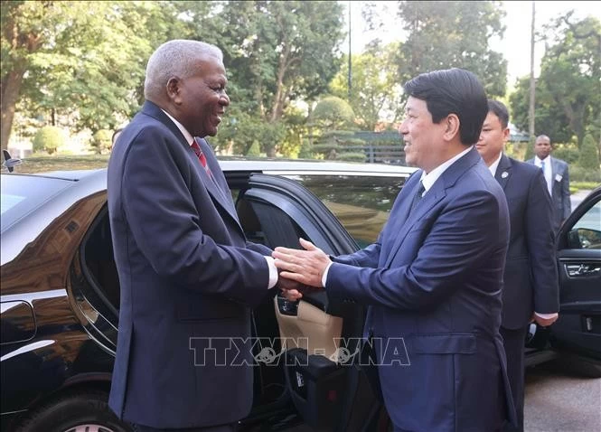 Chủ tịch nước Lương Cường: Việt Nam 'mong muốn làm sâu sắc hơn nữa' quan hệ hợp tác với Cuba Chủ tịch nước Lương Cường: Việt Nam 'mong muốn làm sâu sắc hơn nữa' quan hệ hợp tác với Cuba