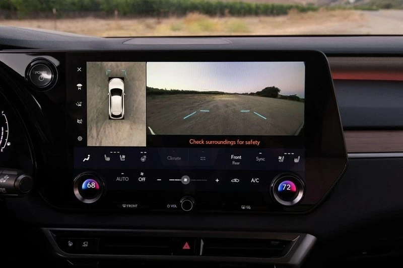 Camera 360 độ hiện diện trên các phiên bản tầm cao Camera 360 độ hiện diện trên các phiên bản tầm cao