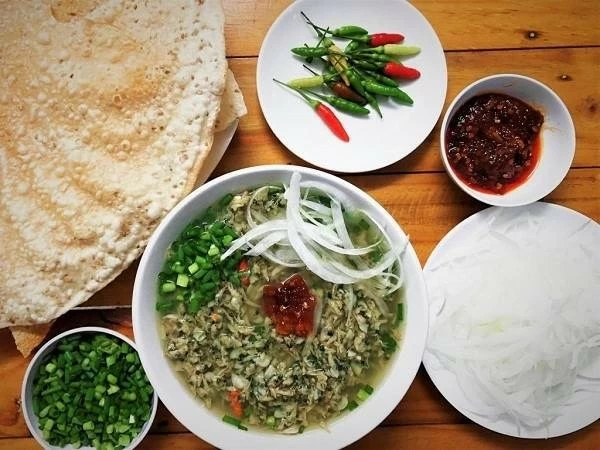 Thưởng thức món ăn chế biến từ don, đặc sản Quảng Ngãi Thưởng thức món ăn chế biến từ don, đặc sản Quảng Ngãi