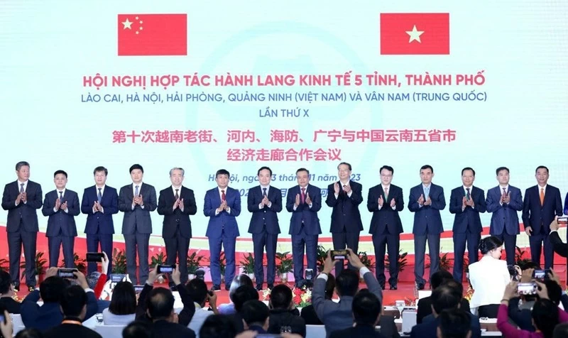 75 năm quan hệ Việt Nam-Trung Quốc: Lấy con người làm trung tâm 75 năm quan hệ Việt Nam-Trung Quốc: Lấy con người làm trung tâm