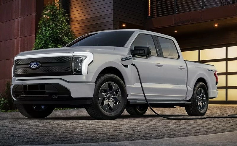 Ford tạm dừng sản xuất F-150 Lightning cho tới năm sau do nhu cầu xe điện thấp Ford tạm dừng sản xuất F-150 Lightning cho tới năm sau do nhu cầu xe điện thấp