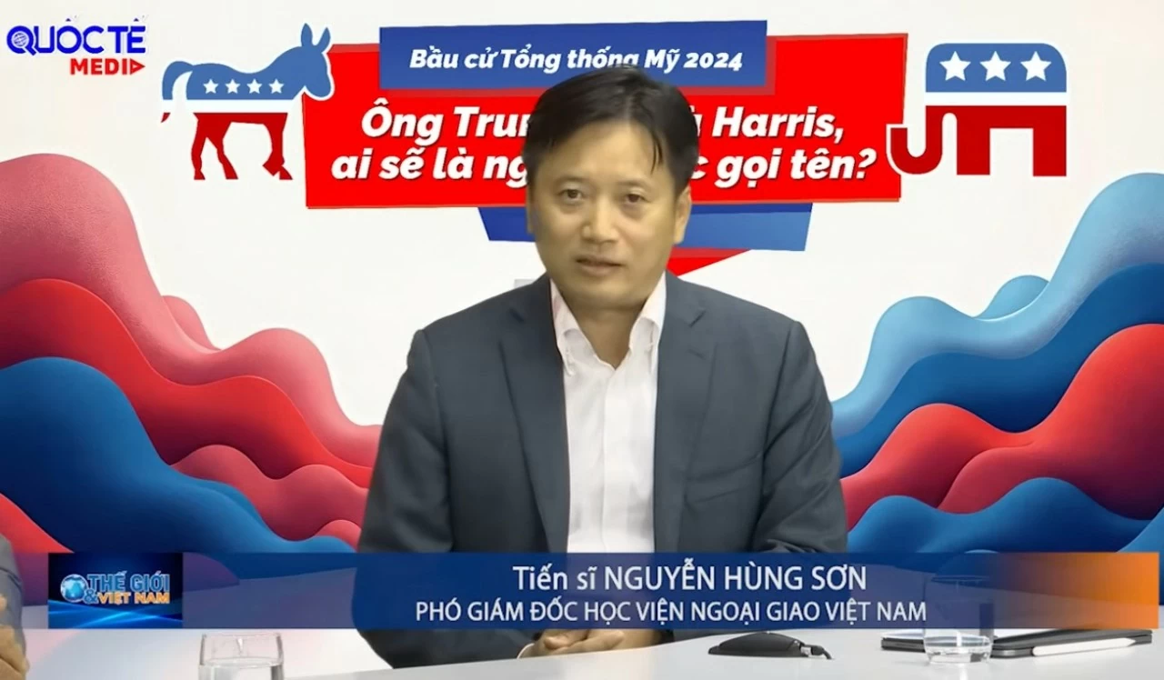 Tiến sĩ Nguyễn Hùng Sơn, Phó Giám đốc Học viện Ngoại giao Việt Nam, chia sẻ tại talkshow về bầu cử Tổng thống Mỹ 2024 của Báo Thế giới và Việt Nam. Tiến sĩ Nguyễn Hùng Sơn, Phó Giám đốc Học viện Ngoại giao Việt Nam, chia sẻ tại talkshow về bầu cử Tổng thống Mỹ 2024 của Báo Thế giới và Việt Nam.