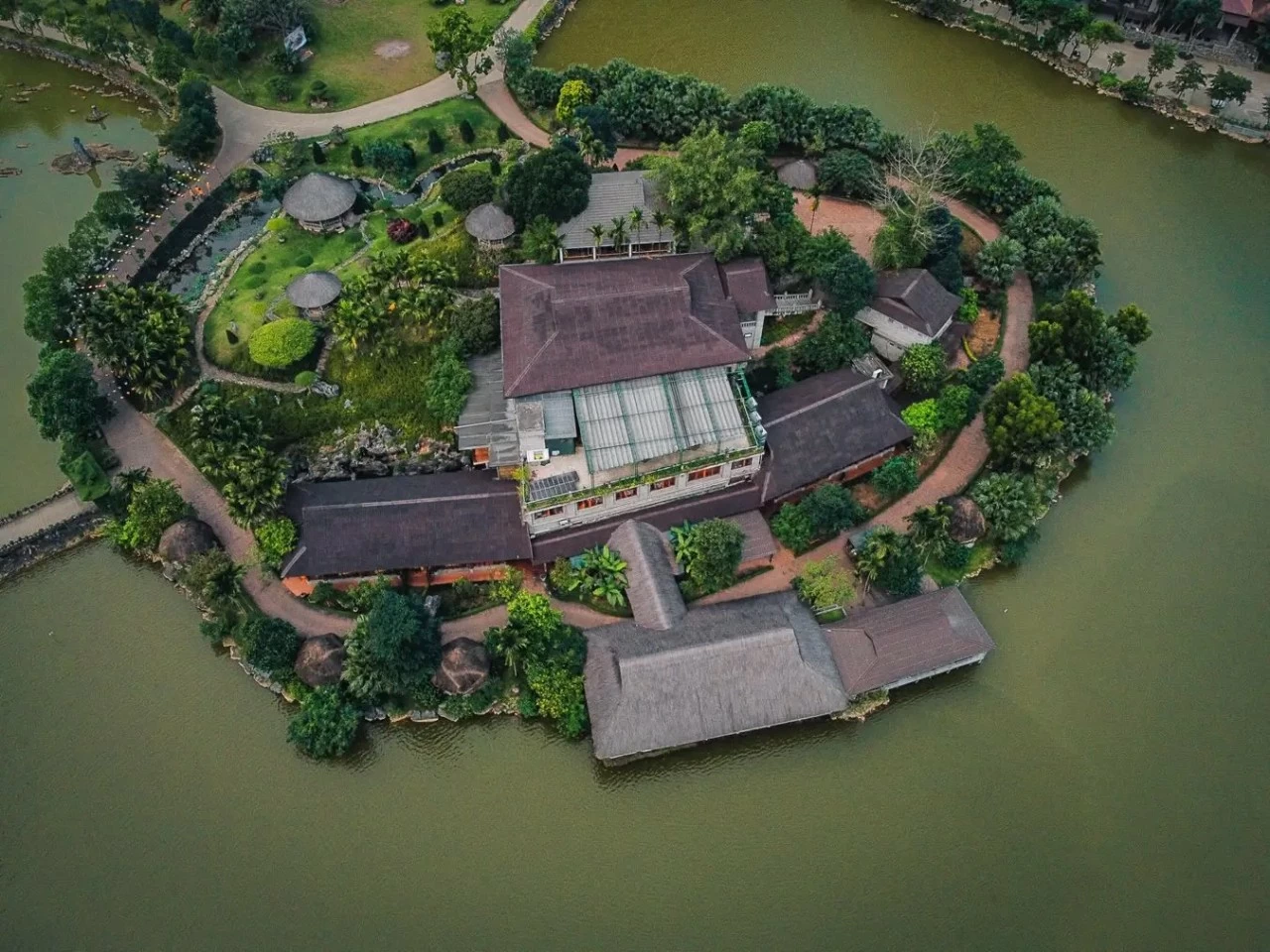 Thung Nham: Bức tranh thiên nhiên sống động trong lòng Tràng An Thung Nham: Bức tranh thiên nhiên sống động trong lòng Tràng An