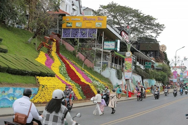 Festival Hoa Đà Lạt năm 2024: Bản giao hưởng sắc màu Festival Hoa Đà Lạt năm 2024: Bản giao hưởng sắc màu