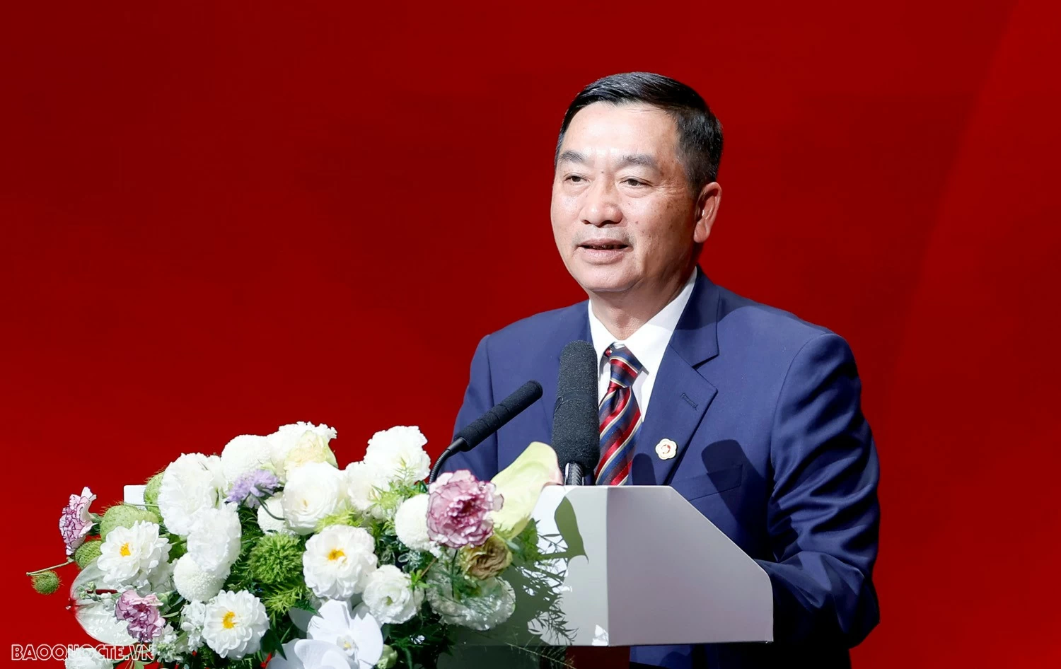 Thủ tướng Phạm Minh Chính gặp gỡ cộng đồng người Việt và dự Lễ hội Văn hoá – Du lịch Việt Nam tại Côn Minh, tỉnh Vân Nam, Trung Quốc. Thủ tướng Phạm Minh Chính gặp gỡ cộng đồng người Việt và dự Lễ hội Văn hoá - Du lịch Việt Nam tại Côn Minh, Vân Nam, Trung Quốc