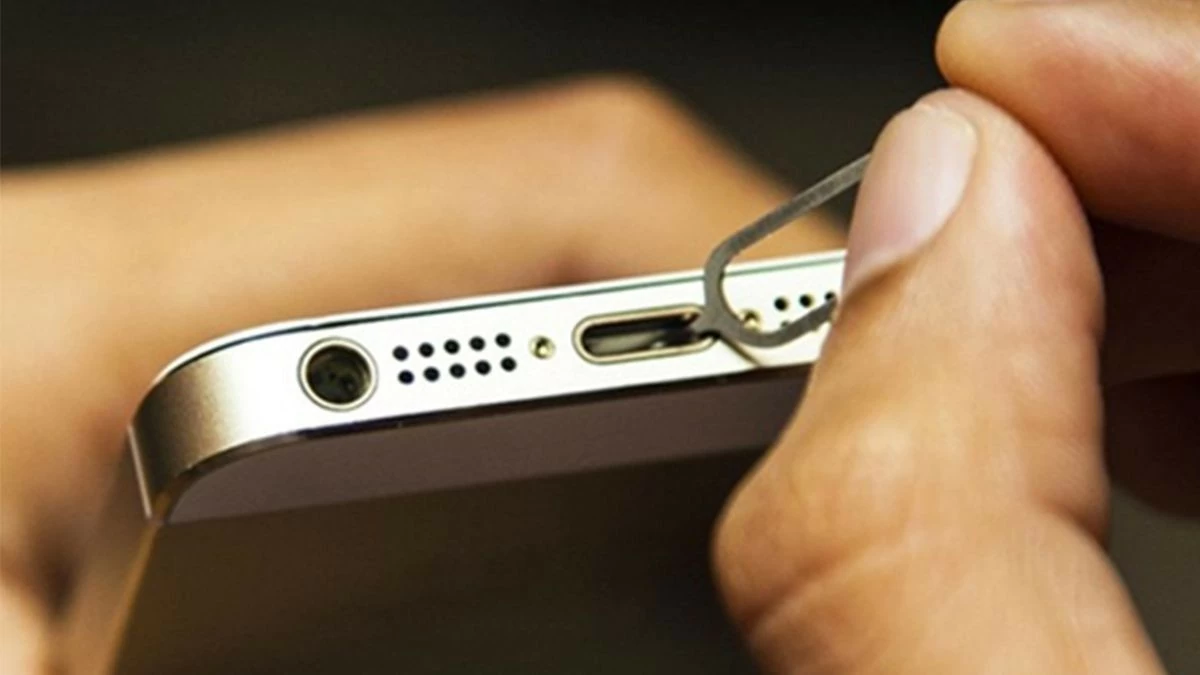 7 cách khắc phục iPhone không nhận sạc hiệu quả 7 cách khắc phục iPhone không nhận sạc hiệu quả