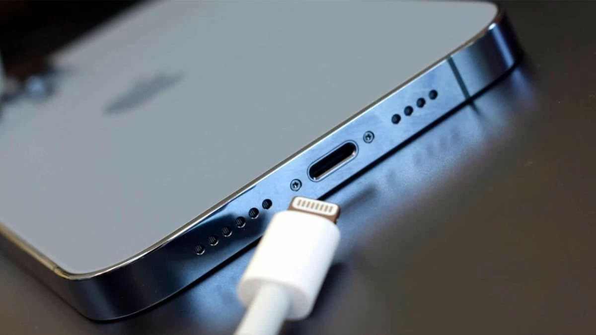 7 cách khắc phục iPhone không nhận sạc hiệu quả 7 cách khắc phục iPhone không nhận sạc hiệu quả