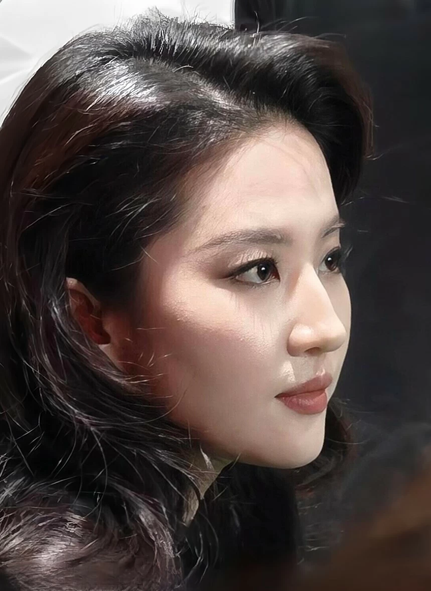 Lưu Diệc Phi 'Thần tiên tỷ tỷ' Lưu Diệc Phi gây sốt với nhan sắc ấn tượng