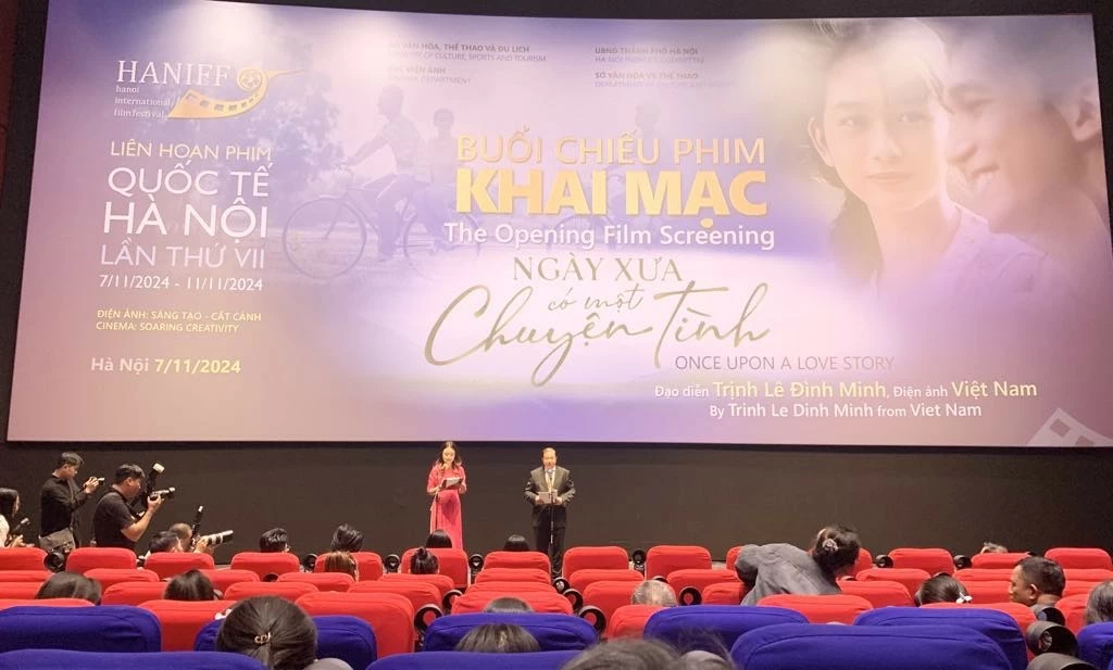 Phim Việt Nam ‘Ngày xưa có một chuyện tình’ khai màn HANIFF 2024 Phim Việt Nam ‘Ngày xưa có một chuyện tình’ khai màn HANIFF 2024
