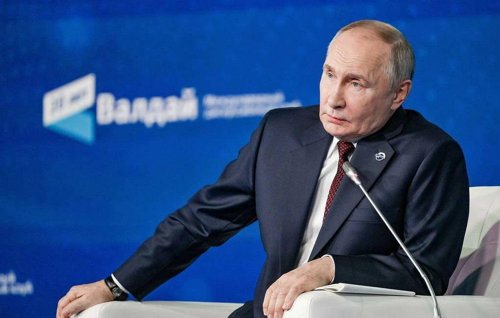 Tổng thống Putin làm điều chưa từng có tại Valdai và loạt tuyên bố: Trật tự mới, thế giới cần Nga, lòng tham địa chính trị... Tổng thống Putin làm điều chưa từng có tại Valdai và loạt tuyên bố: Trật tự mới, thế giới cần Nga, lòng tham địa chính trị...
