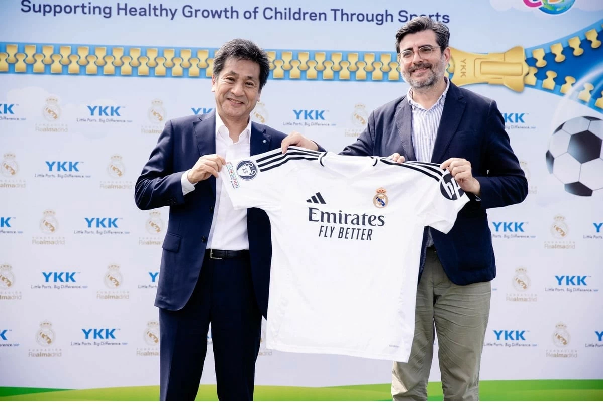 Real Madrid trao cơ hội cho trẻ em khó khăn Việt Nam trải nghiệm bóng đá chuyên nghiệp Real Madrid trao cơ hội cho trẻ em khó khăn Việt Nam trải nghiệm bóng đá chuyên nghiệp