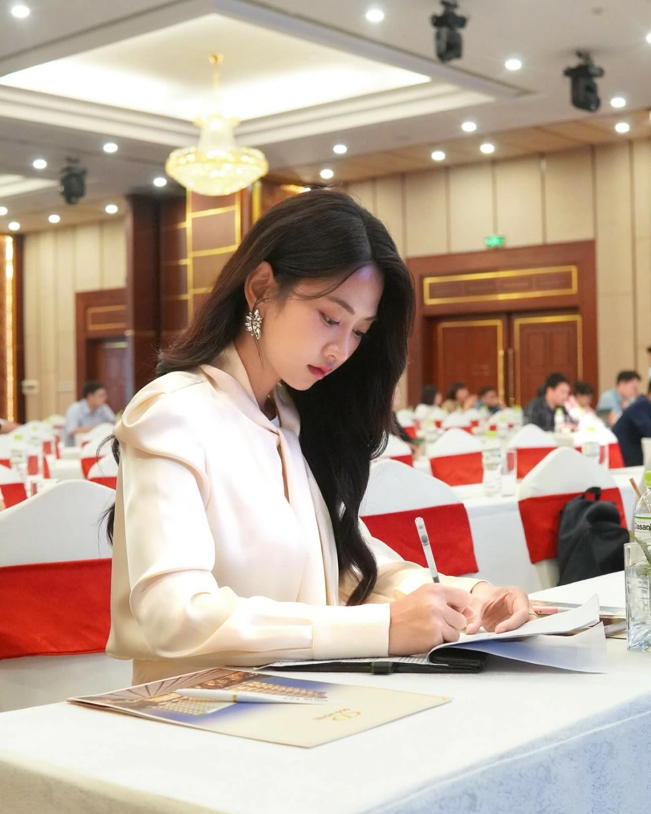 Sao Việt Sao Việt