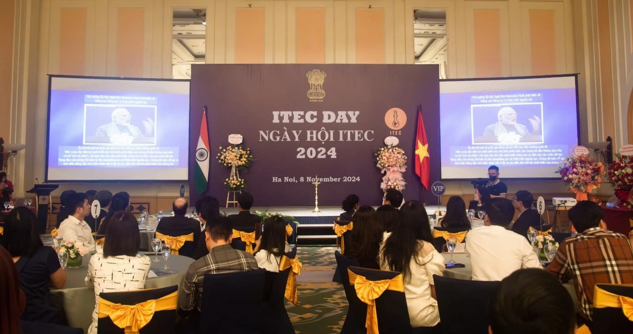 Hơn 3400 cán bộ Việt Nam đã tham dự các khóa học ITEC, trở thành một phần quan trọng của Quan hệ đối tác chiến lược toàn diện Việt Nam-Ấn Độ. (Ảnh: Phạm Hiền) Hơn 3400 cán bộ Việt Nam đã tham dự các khóa học ITEC, trở thành một phần quan trọng của Quan hệ đối tác chiến lược toàn diện Việt Nam-Ấn Độ. (Ảnh: Phạm Hiền)