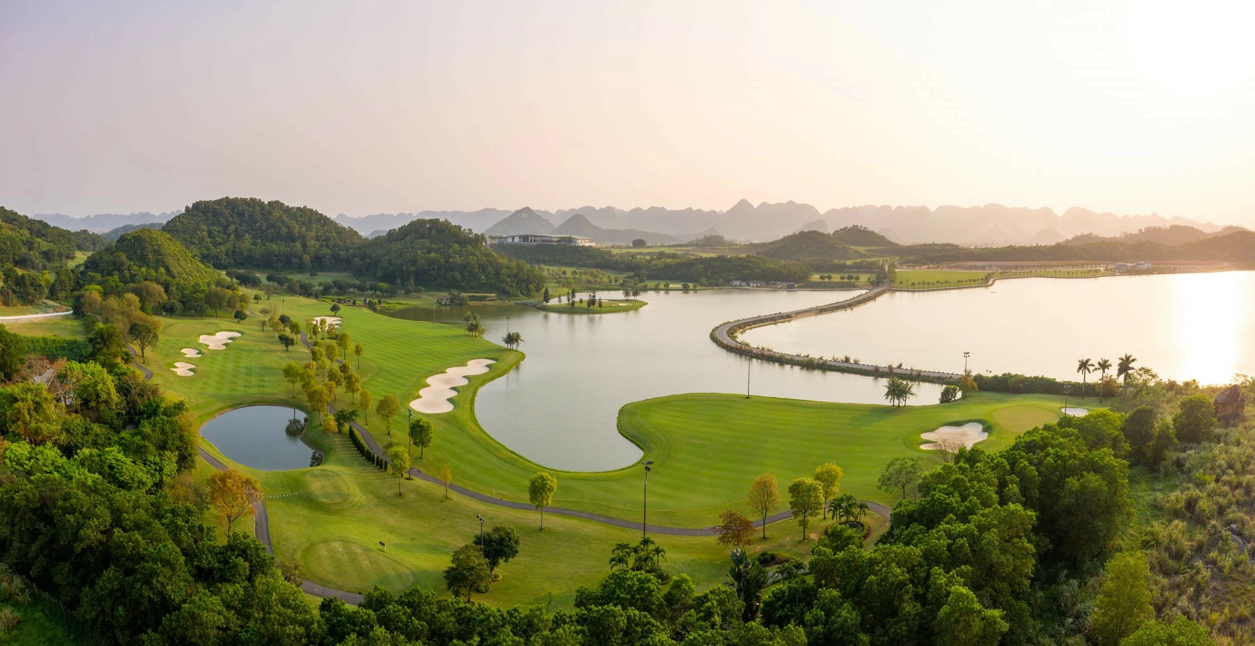 (Nguồn: Royalgolf) (Nguồn: Royalgolf)