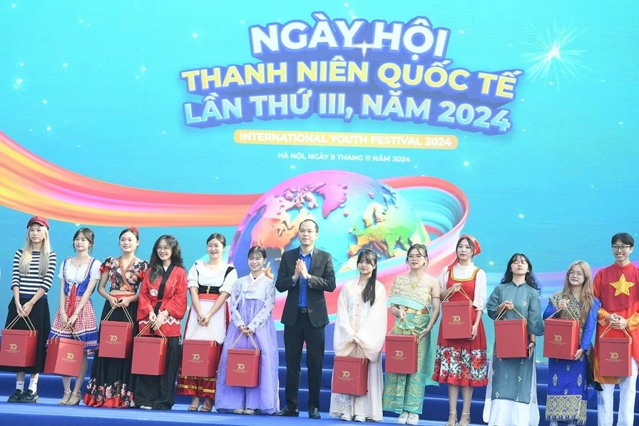 Thủ tướng đề xuất phương châm '3 mới' trong định hướng hợp tác CLMV Thủ tướng đề xuất phương châm '3 mới' trong định hướng hợp tác CLMV
