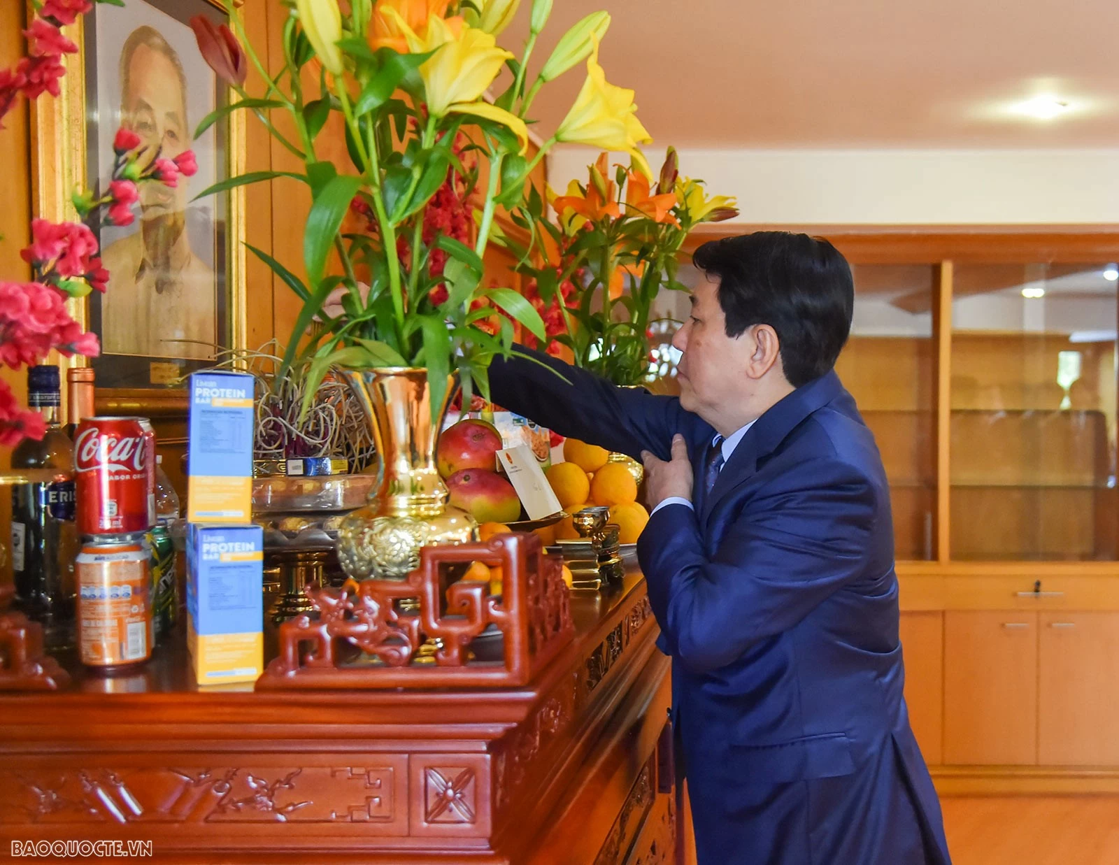 Chủ tịch nước Lương Cường gặp mặt cán bộ Đại sứ quán và cộng đồng người Việt Nam tại Chile Chủ tịch nước Lương Cường gặp mặt cán bộ Đại sứ quán và cộng đồng người Việt Nam tại Chile