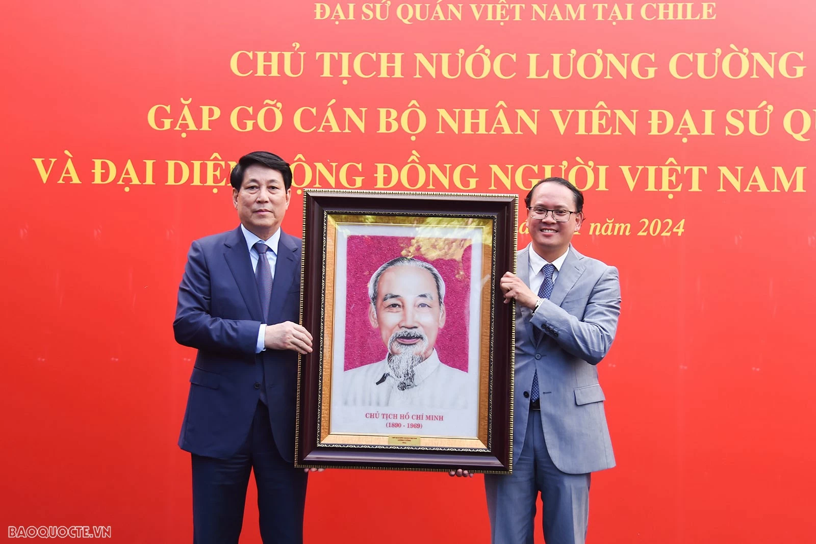 Chủ tịch nước Lương Cường gặp mặt cán bộ Đại sứ quán và cộng đồng người Việt Nam tại Chile Chủ tịch nước Lương Cường gặp mặt cán bộ Đại sứ quán và cộng đồng người Việt Nam tại Chile