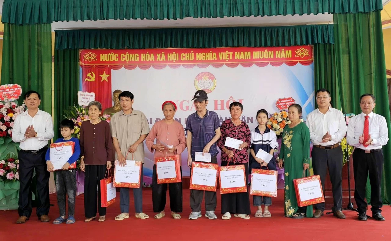 Không khí ấm áp tình nghĩa xóm của ‘Ngày hội đại đoàn kết toàn dân tộc năm 2024’ Không khí ấm áp tình nghĩa xóm của ‘Ngày hội đại đoàn kết toàn dân tộc năm 2024’