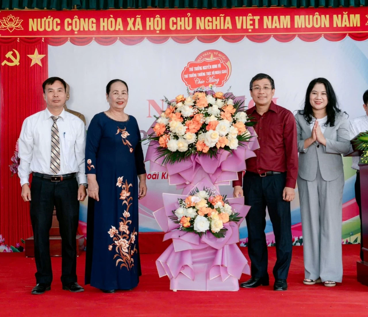 Không khí ấm áp tình nghĩa xóm của ‘Ngày hội đại đoàn kết toàn dân tộc năm 2024’ Không khí ấm áp tình nghĩa xóm của ‘Ngày hội đại đoàn kết toàn dân tộc năm 2024’