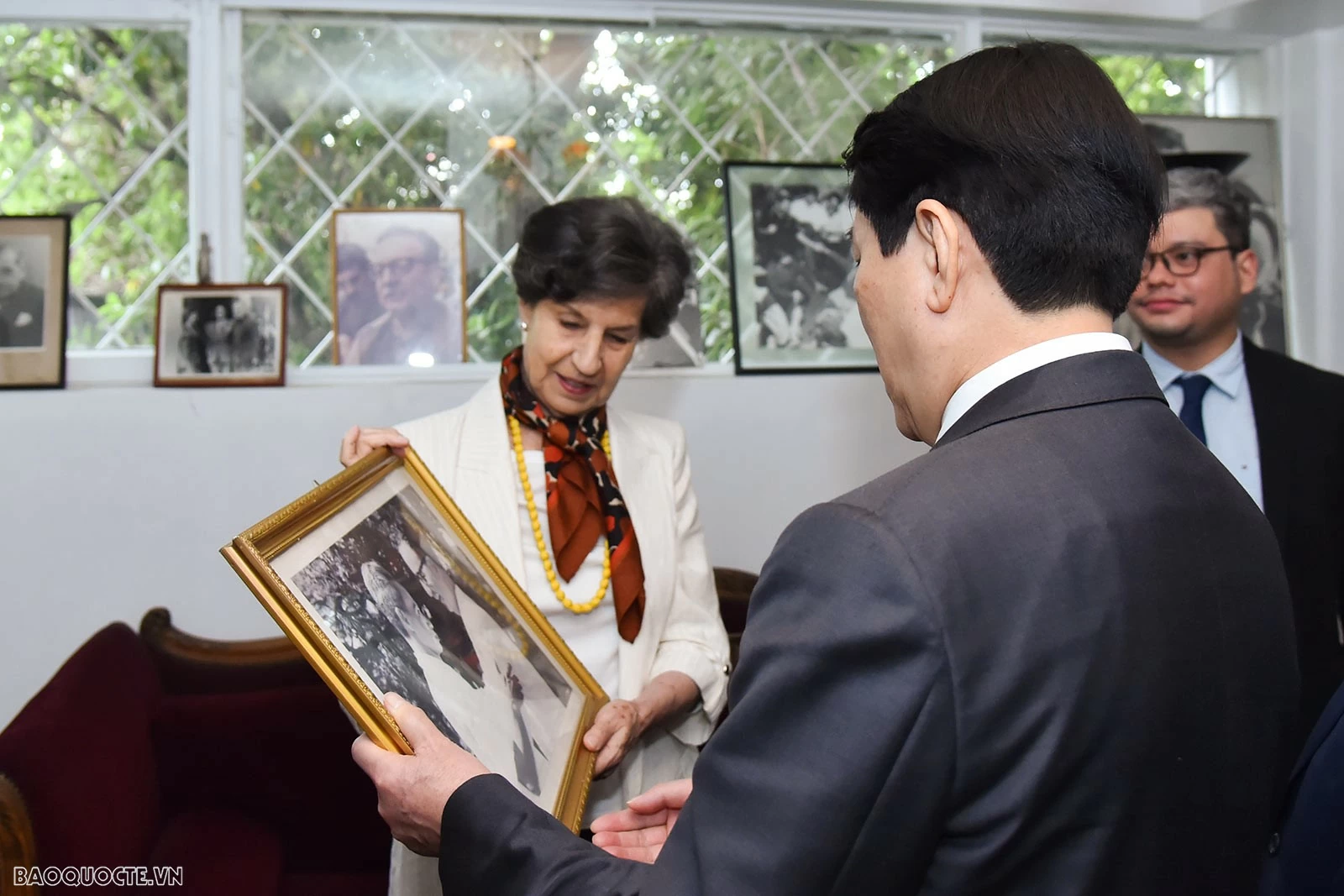 Chủ tịch nước Lương Cường thăm gia đình cố Tổng thống Chile Salvador Allende Chủ tịch nước Lương Cường thăm gia đình cố Tổng thống Chile Salvador Allende